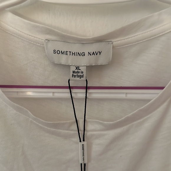 Something Navy white T-shirt - Picture 3 of 5